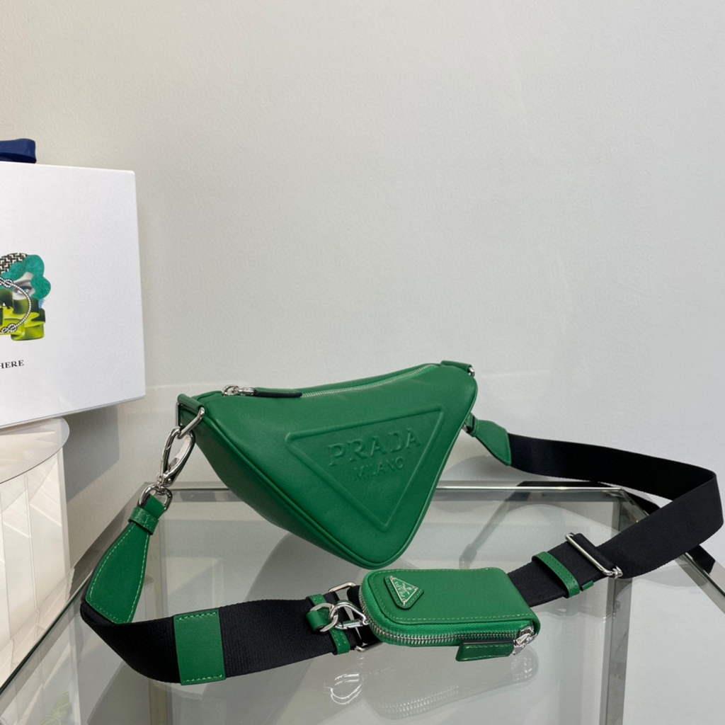Prada Leather Prada Triangle shoulder bag 1BH190 Green