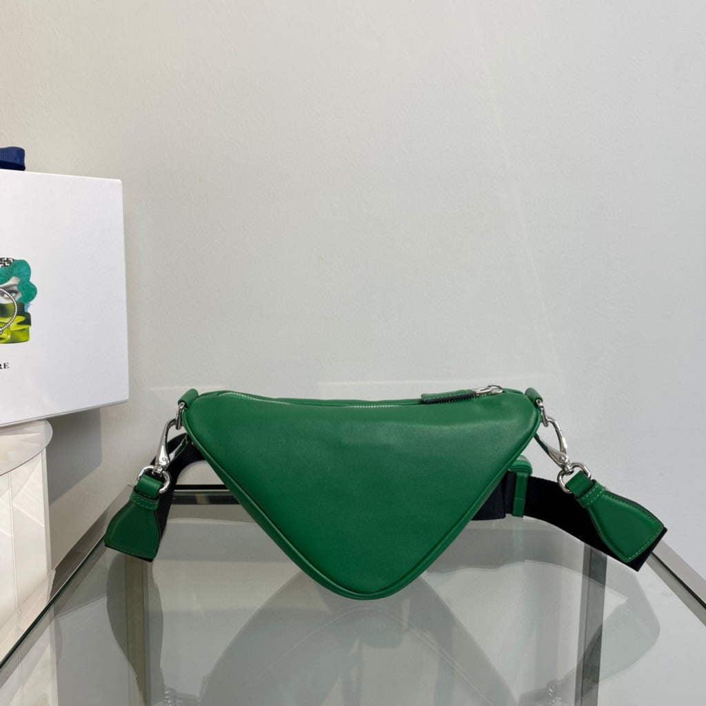 Prada Leather Prada Triangle shoulder bag 1BH190 Green