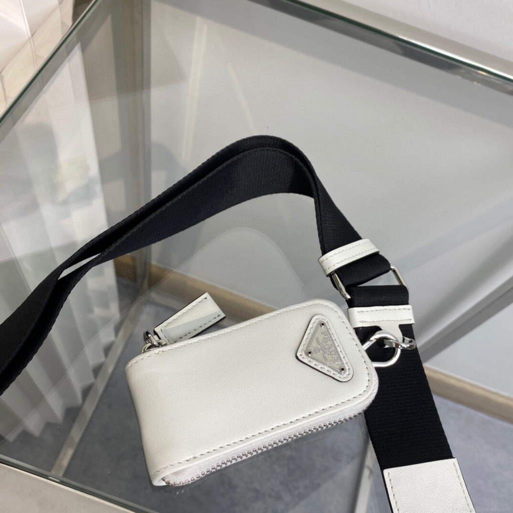 Prada Leather Prada Triangle shoulder bag 1BH190 White
