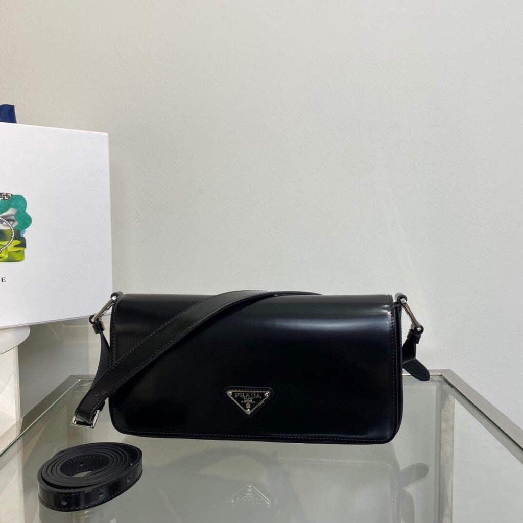 Prada Brushed leather Prada Femme 1BD323 Black