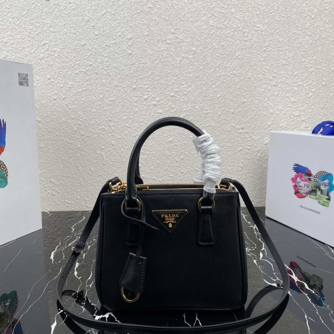 Prada 1BA906 Prada Galleria Saffiano leather mini-bag Black
