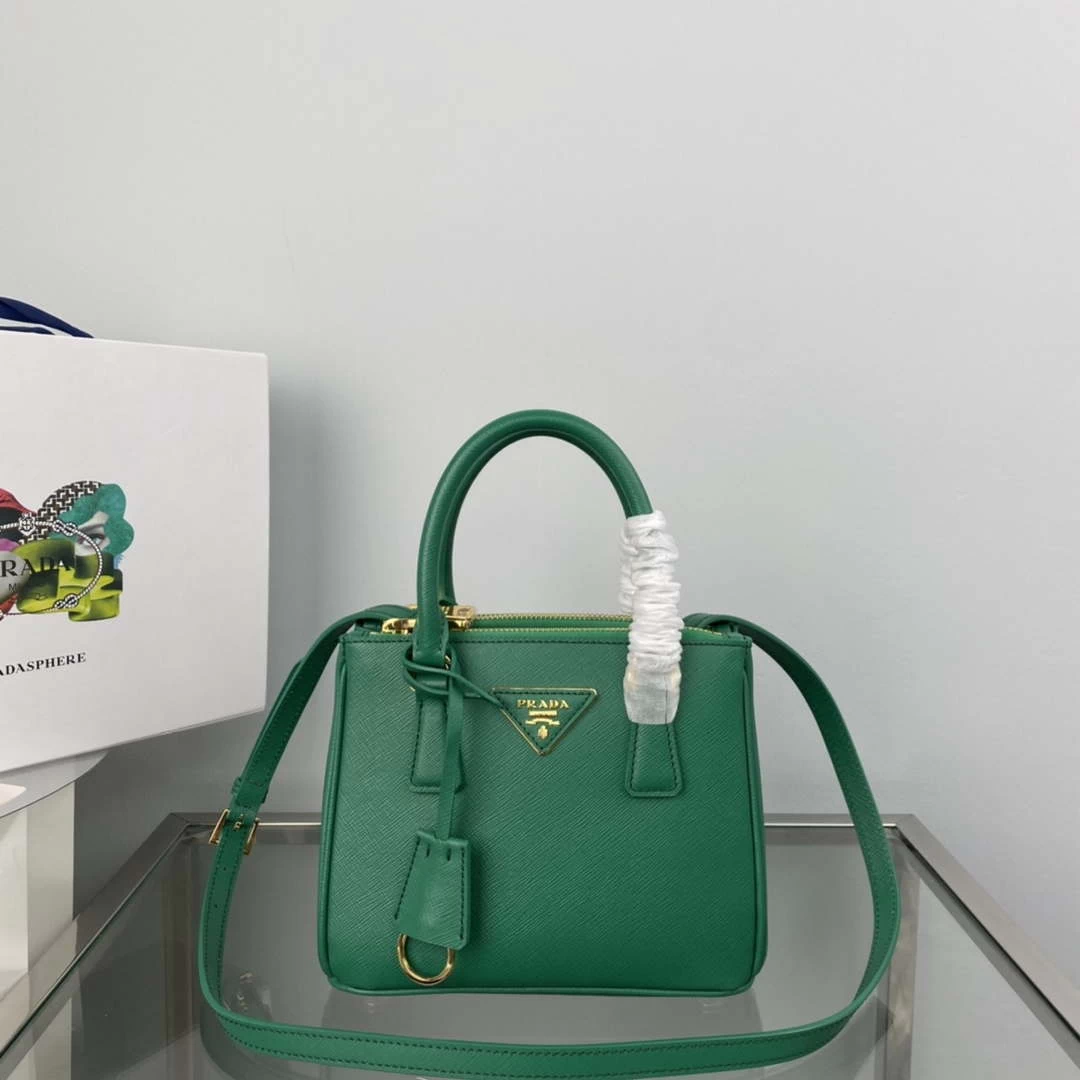 Prada 1BA906 Prada Galleria Saffiano leather mini-bag Green