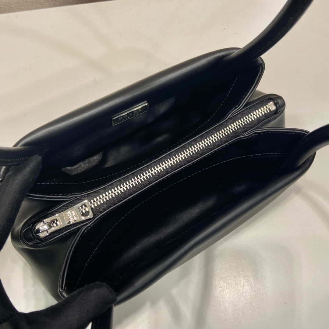 Prada 1BA368 Leather mini-bag Bag Black