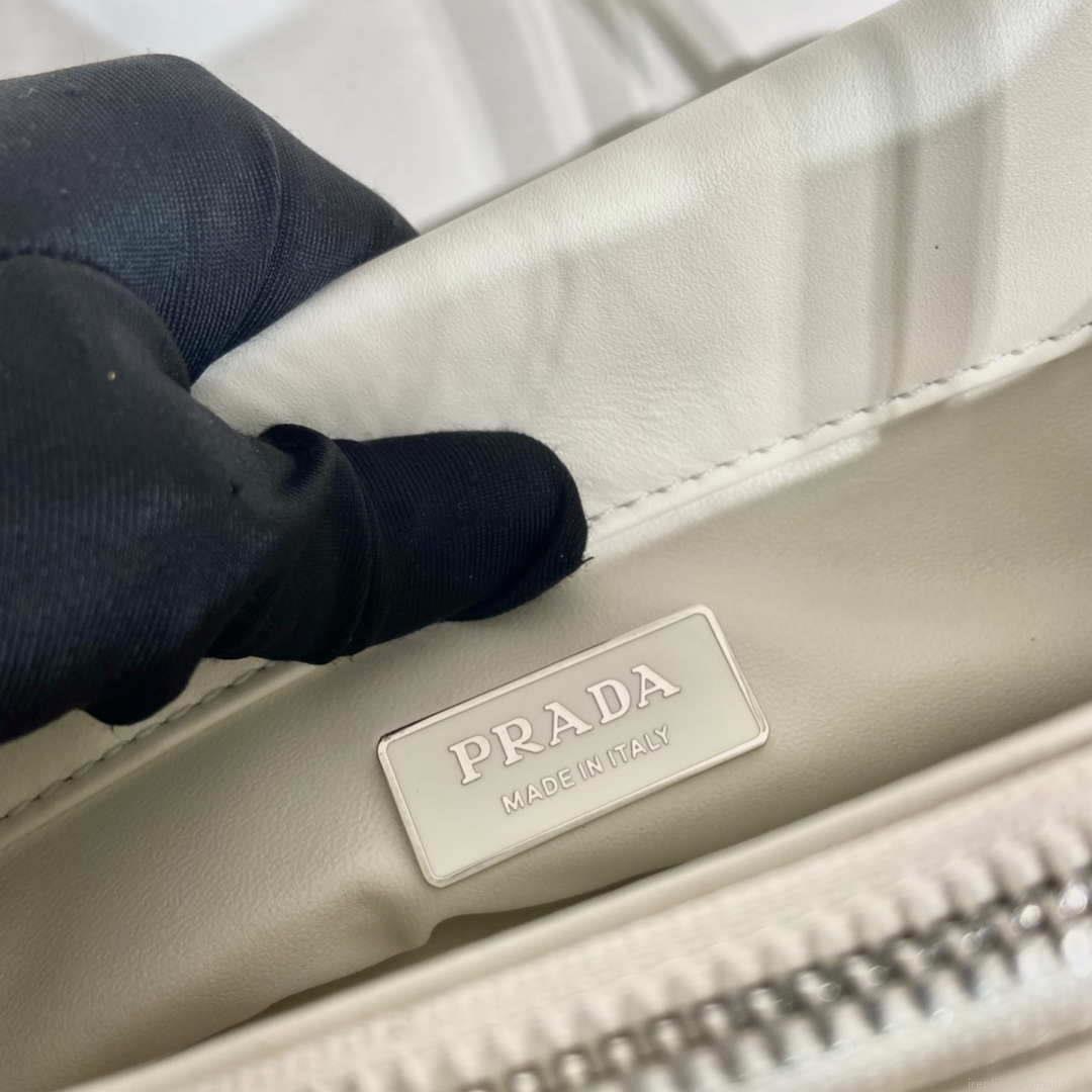 Prada 1BA368 Leather mini-bag Bag White