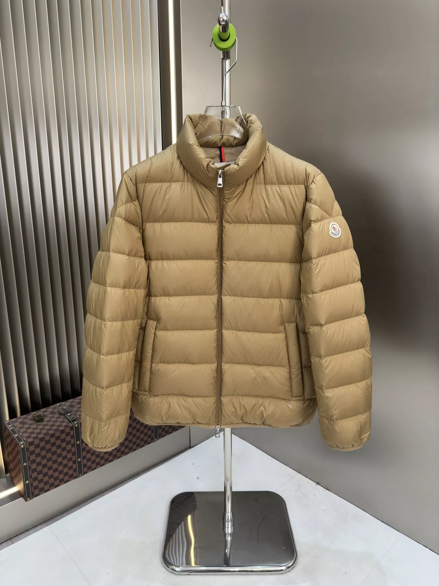 Luxury Mens Clothing Moncler Down Feather Coat Long Sleeved 459642