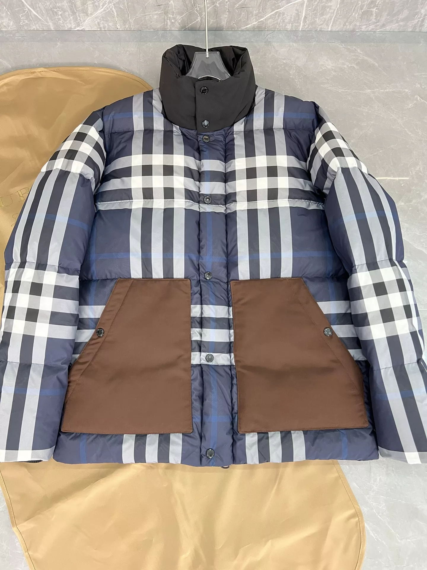 Burberry Man Clothing Down Feather Coat Long Sleeved 4359573