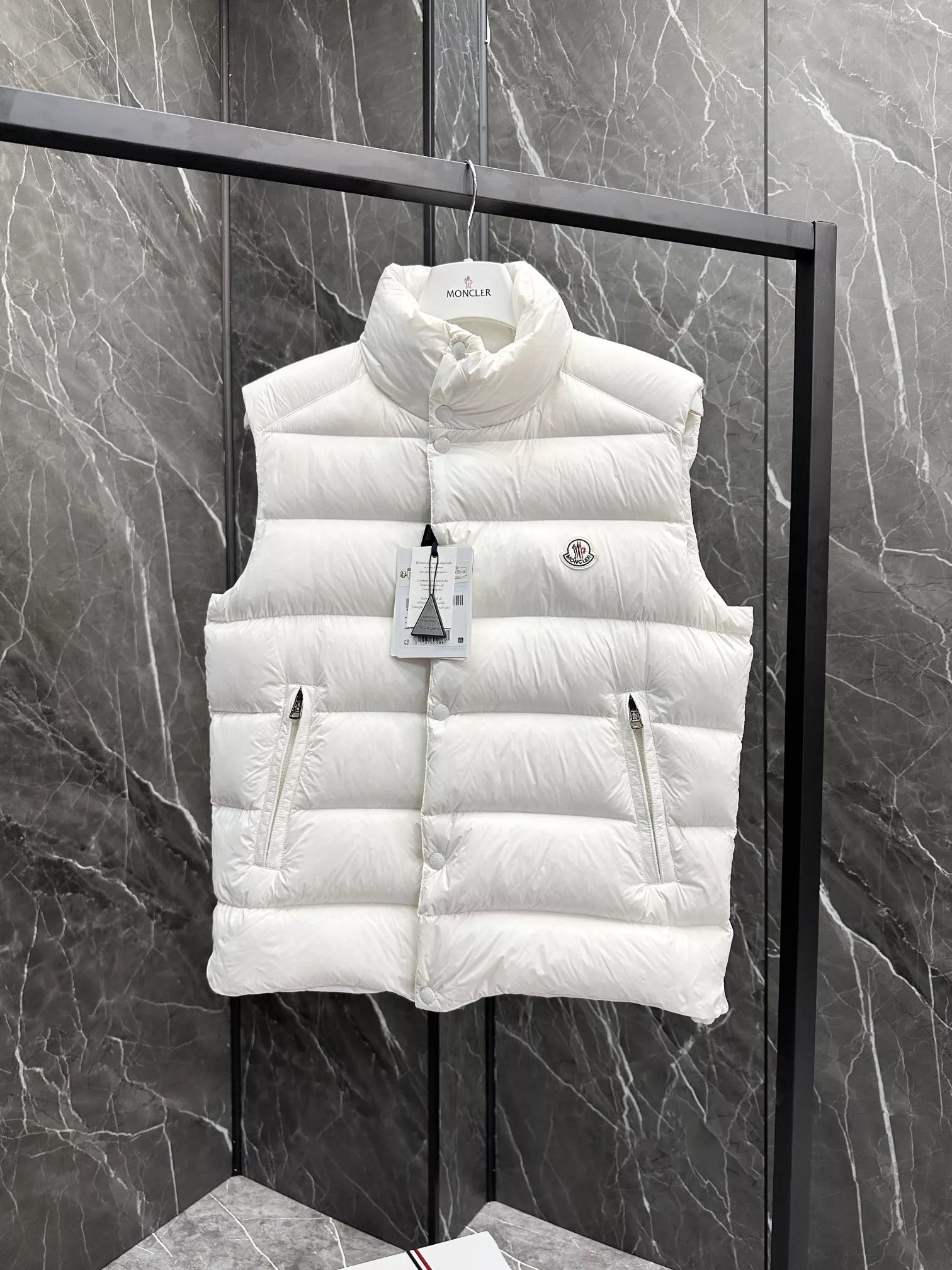 Replica Moncler Down Feather Coat Sleeveless For Men #3959661