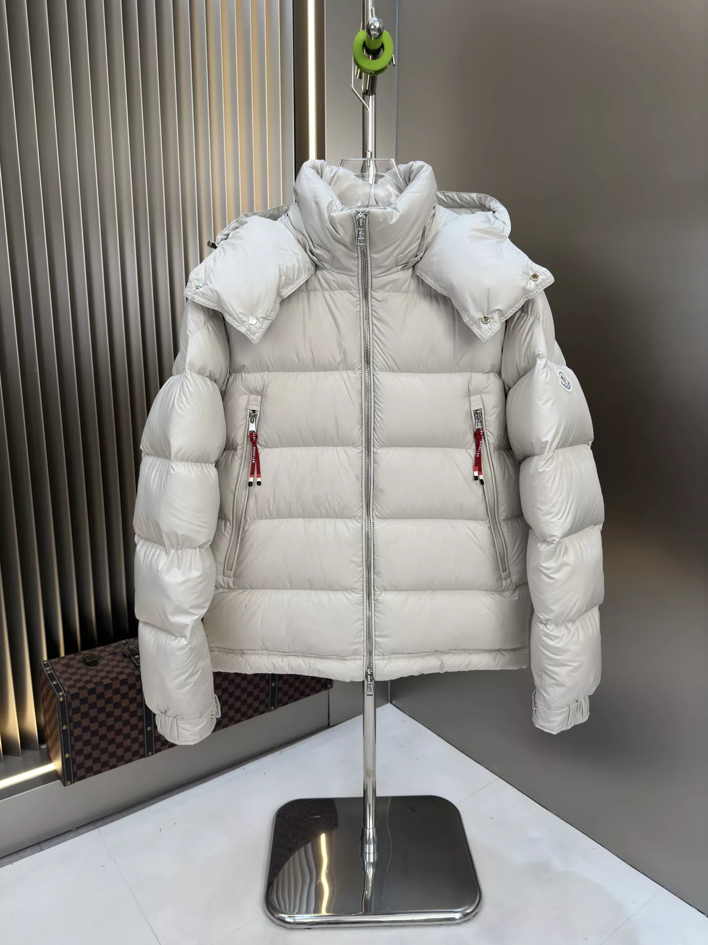 Replica Luxury Clothing Moncler Down Feather Coat Long Sleeved For Men 359608