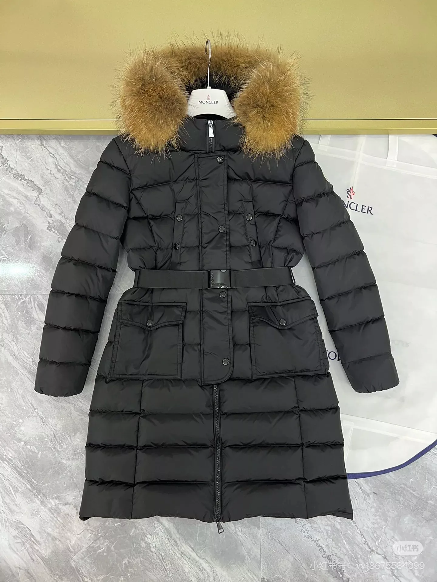 Moncler Woman Down Feather Coat Long Sleeved 8359557