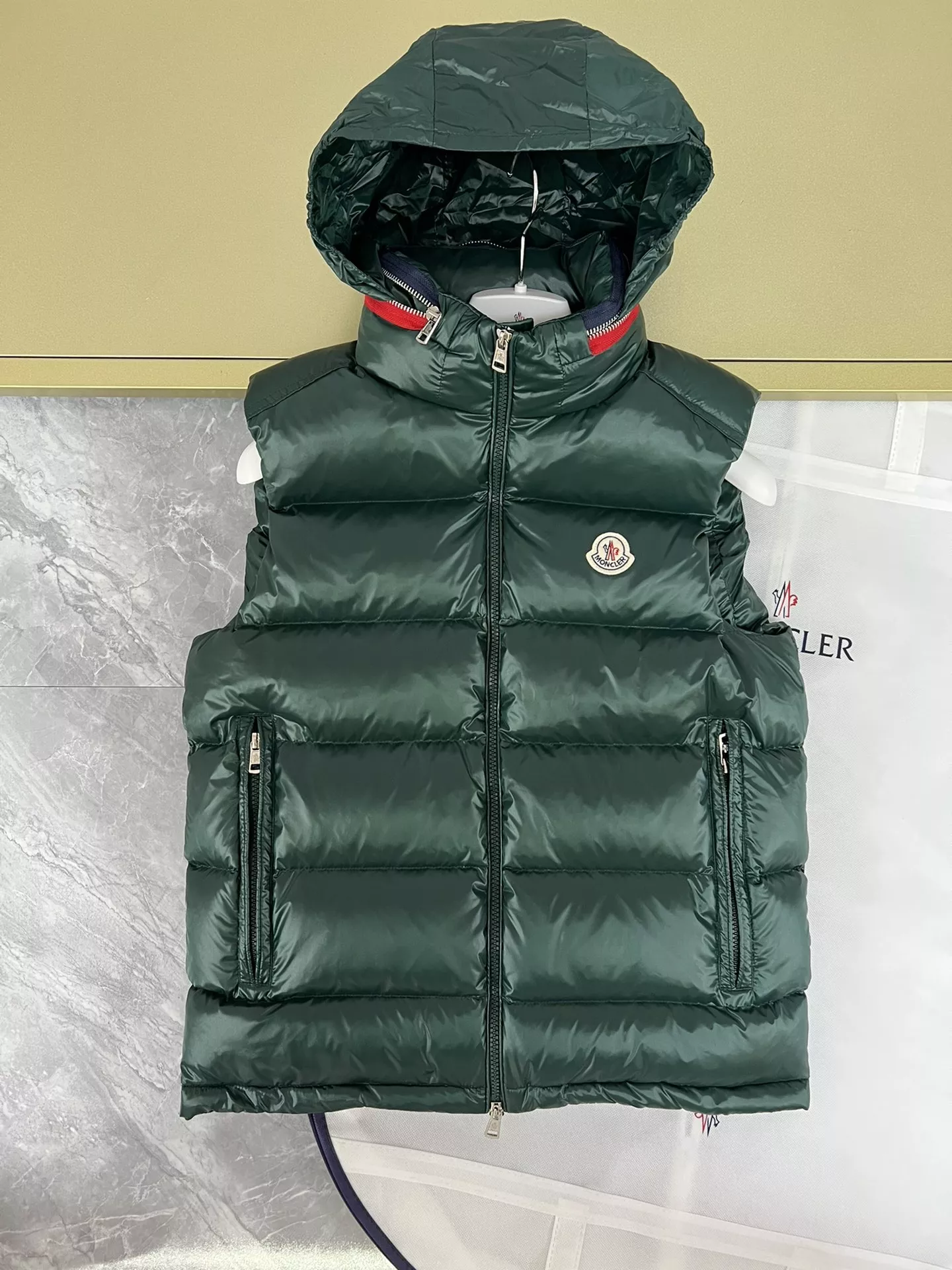 Man Designer Moncler Down Feather Coat Long Sleeved For 4359521