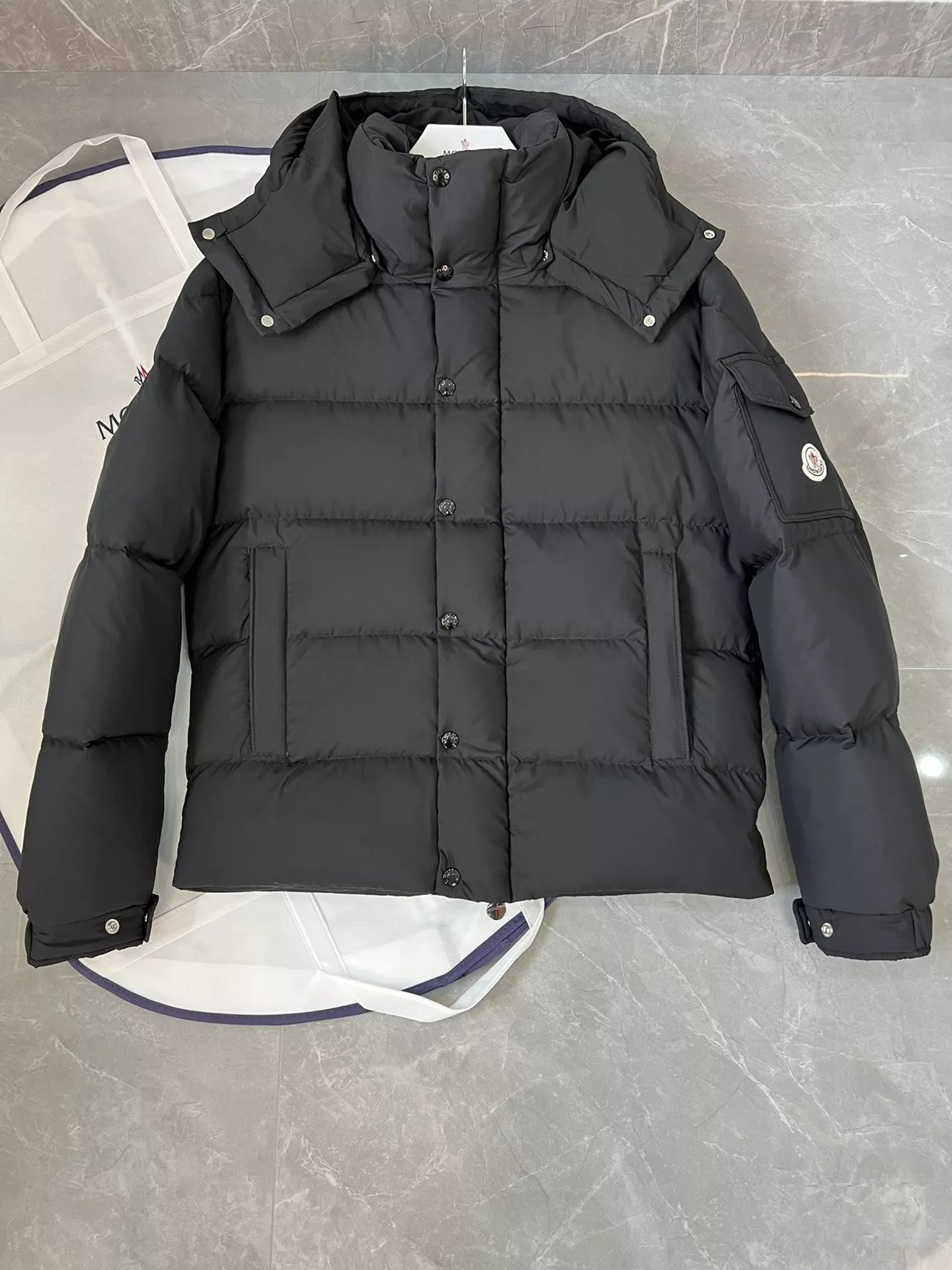 Moncler Down Feather Coat Long Sleeved For Men #1359499