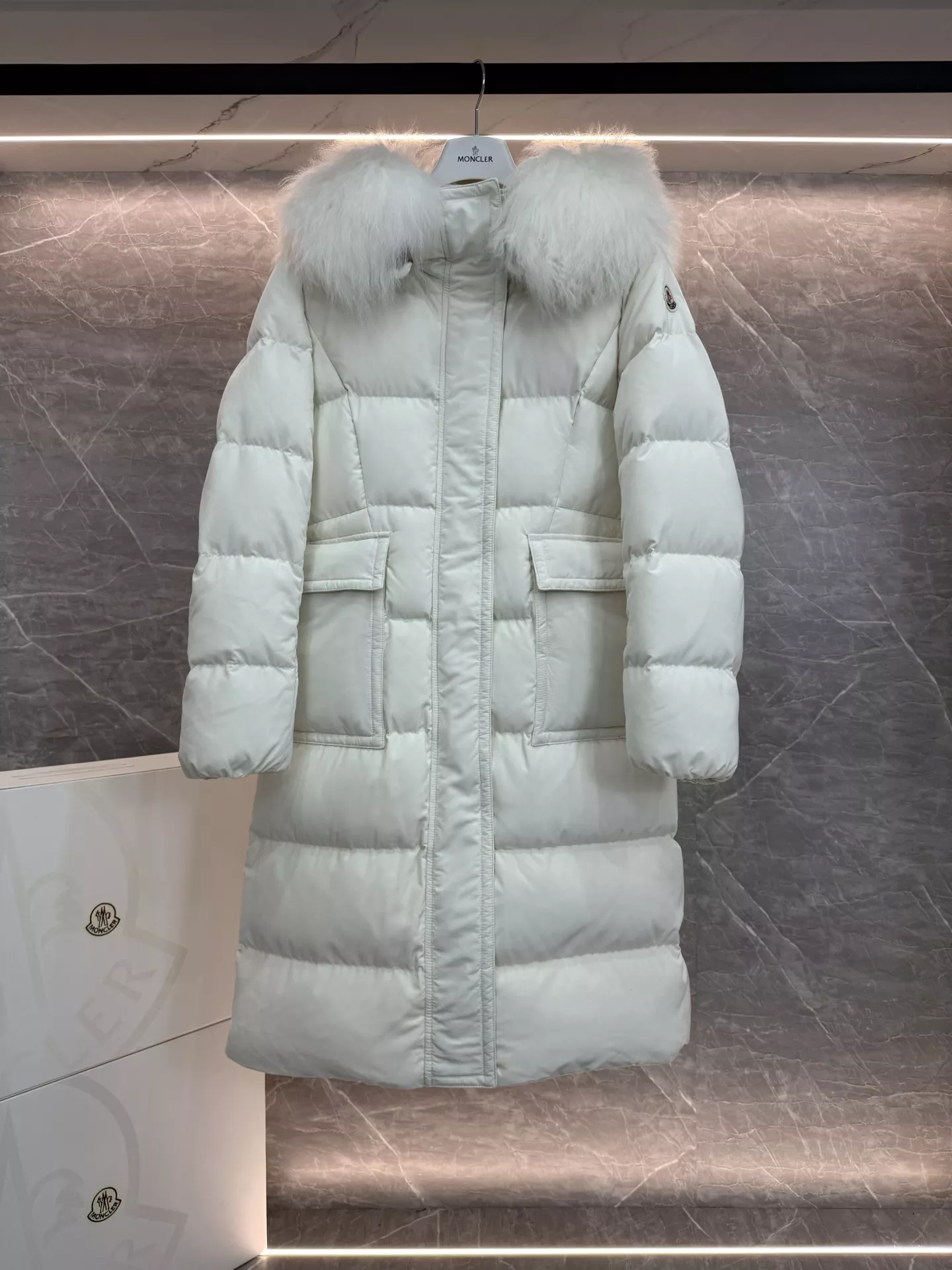 wholeslae clothing Moncler Down Feather Coat Long Sleeved 459579