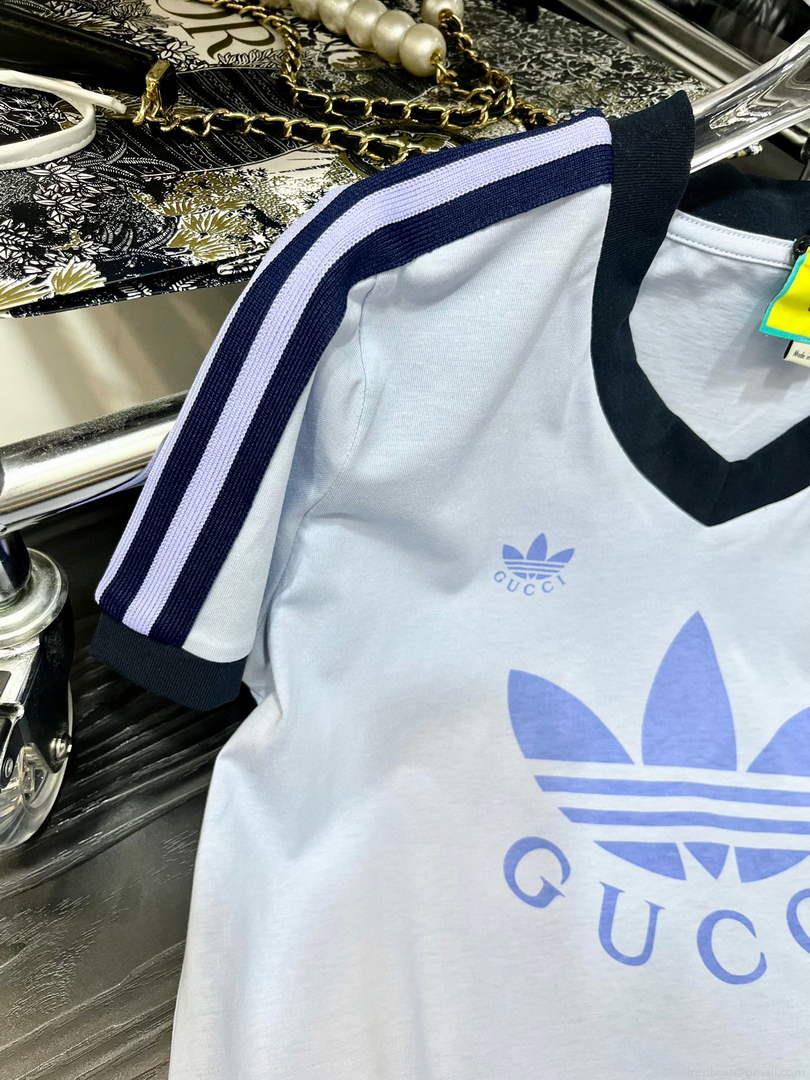 Gucci 693640 adidas x Gucci cropped T-shirt for women white