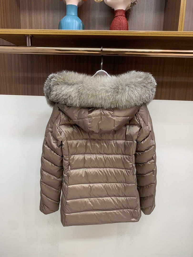 Moncler H20931A Women’s Badyf Short Down Jacket Camel 88626