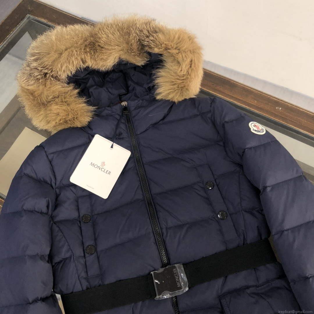 Moncler G20912A Women’s Short Down Navy blue 88634