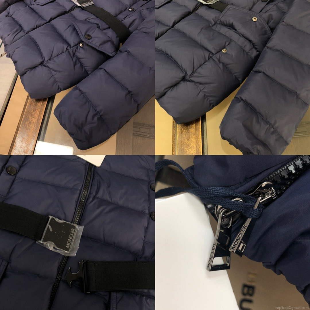 Moncler G20912A Women’s Short Down Navy blue 88634