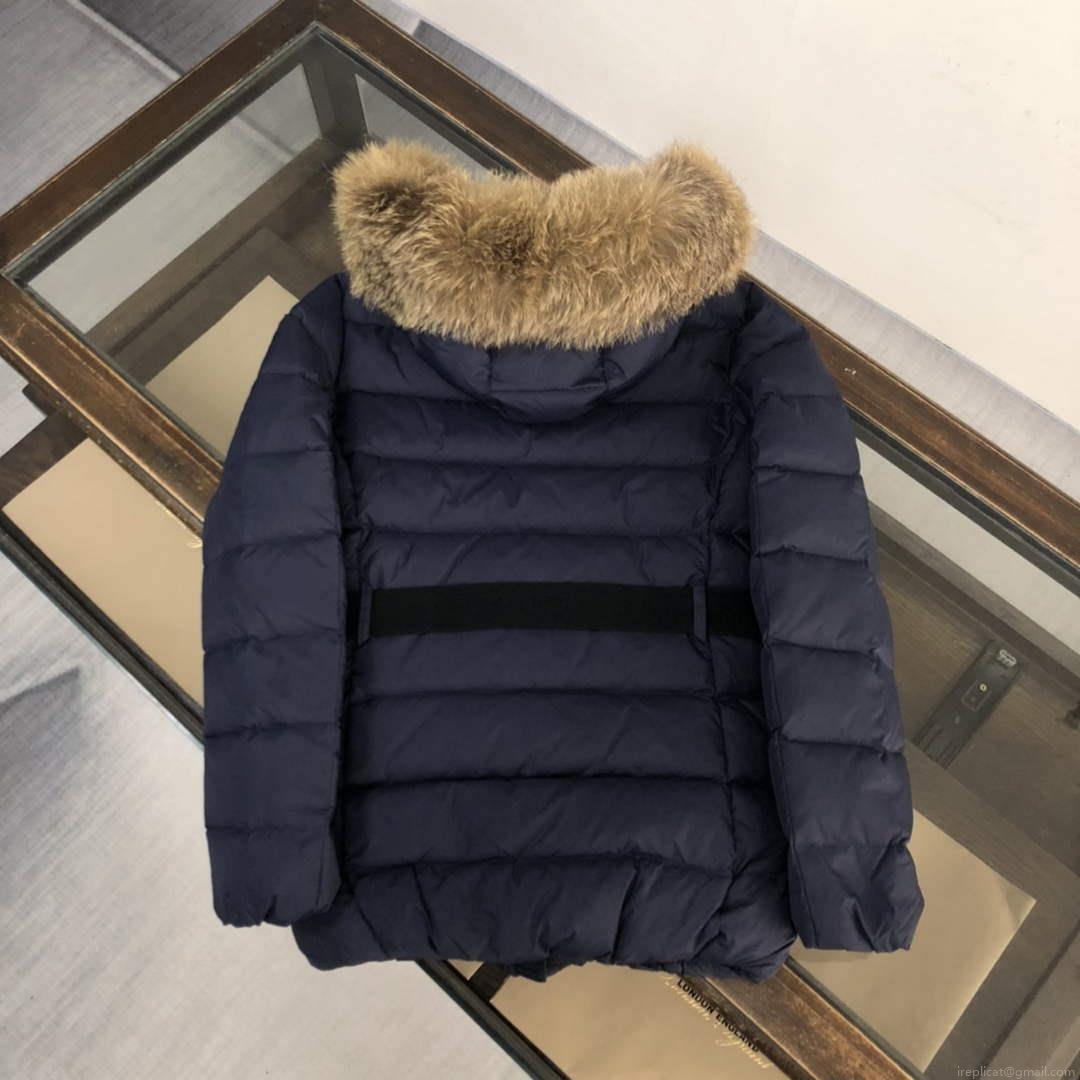 Moncler G20912A Women’s Short Down Navy blue 88634
