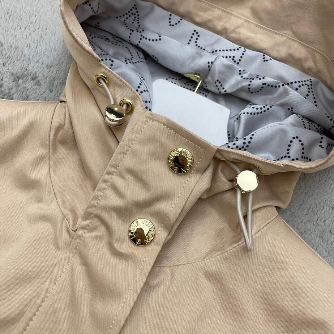 LV 1AAAWD Louis Vuitton Women’s Fashion Clothing Coat L55725