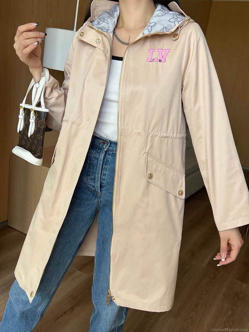 LV 1AAAWD Louis Vuitton Women’s Fashion Clothing Coat L55725