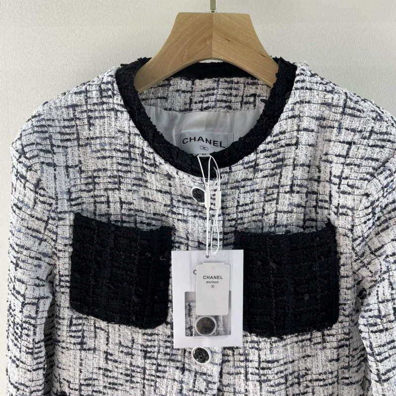 Chanel P73609 Women’s Fashion Clothing Jacket C58711