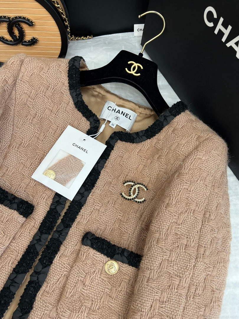 Chanel P73609 Women’s Fashion Clothing Jacket C58712