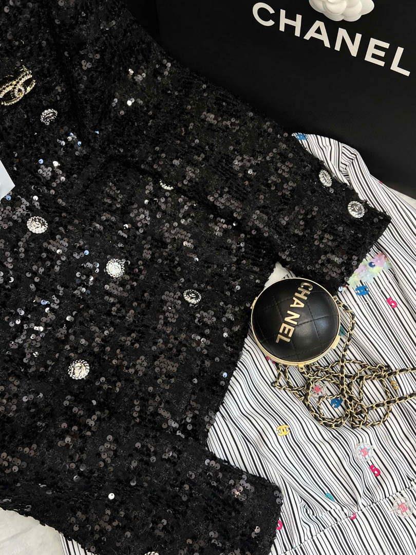Chanel P73609 Women’s Fashion Clothing Jacket C58713
