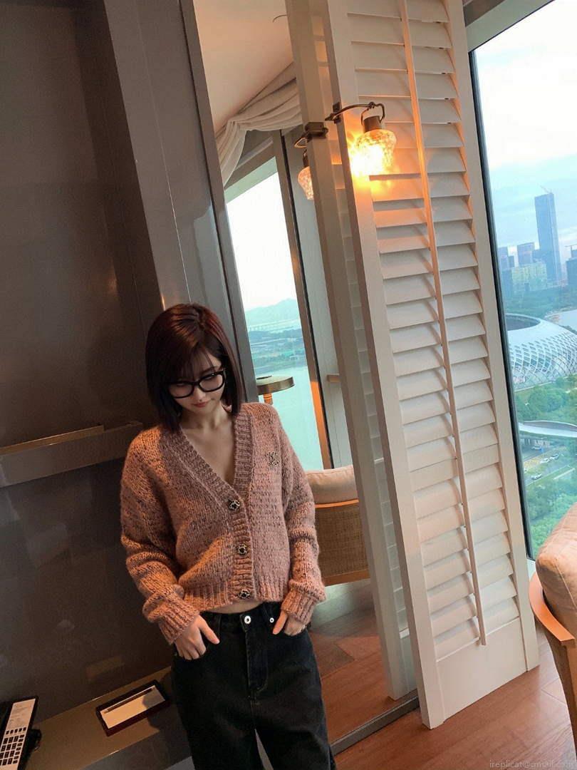 Chanel P73609 Women’s Fashion Clothing Jacket C58715