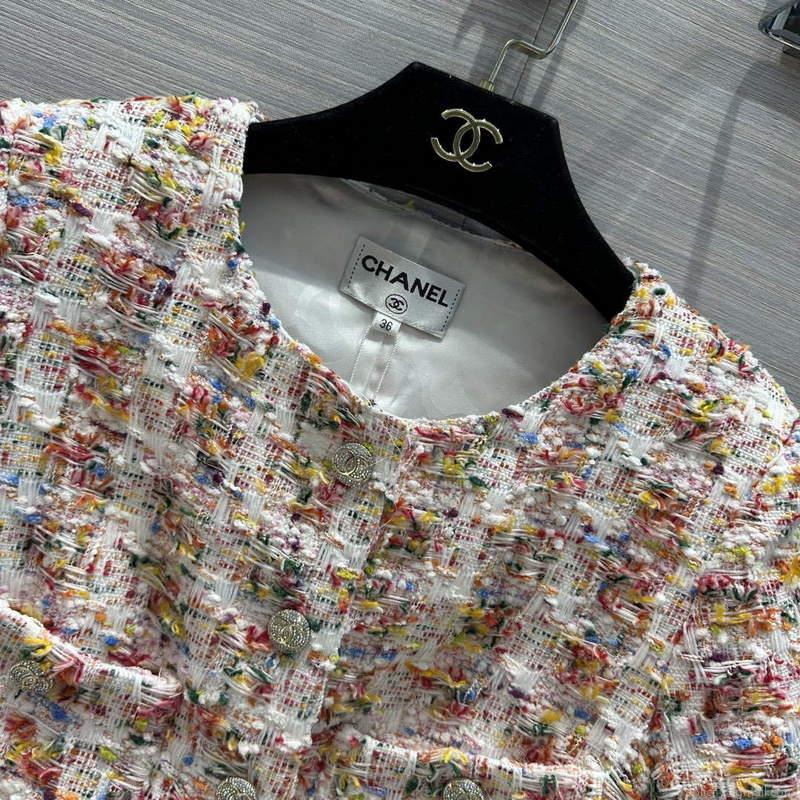 Chanel P73609 Women’s Fashion Clothing Jacket C58720