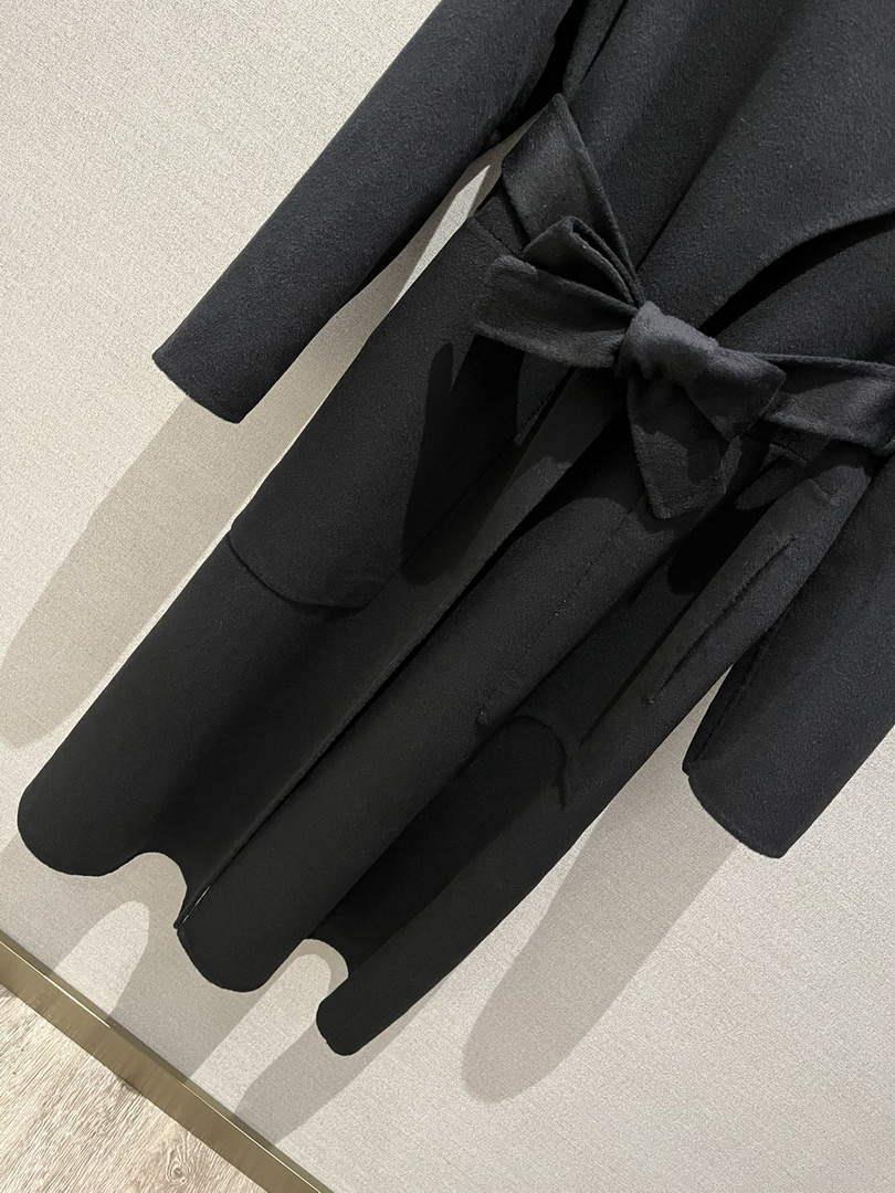 Hermes H2H0129DA0234 Women’s Fashion Clothing Coat H33274