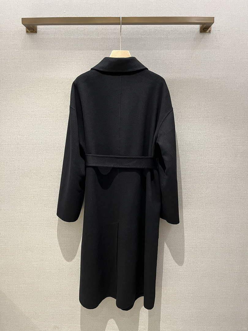 Hermes H2H0129DA0234 Women’s Fashion Clothing Coat H33274