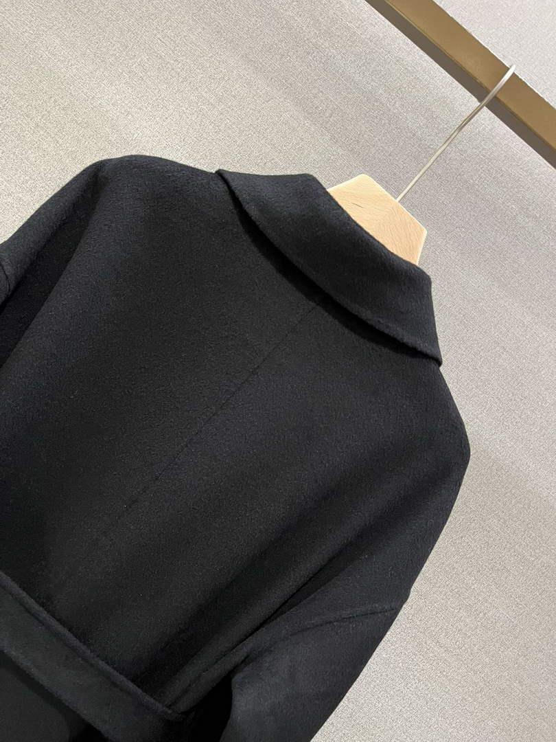 Hermes H2H0129DA0234 Women’s Fashion Clothing Coat H33274