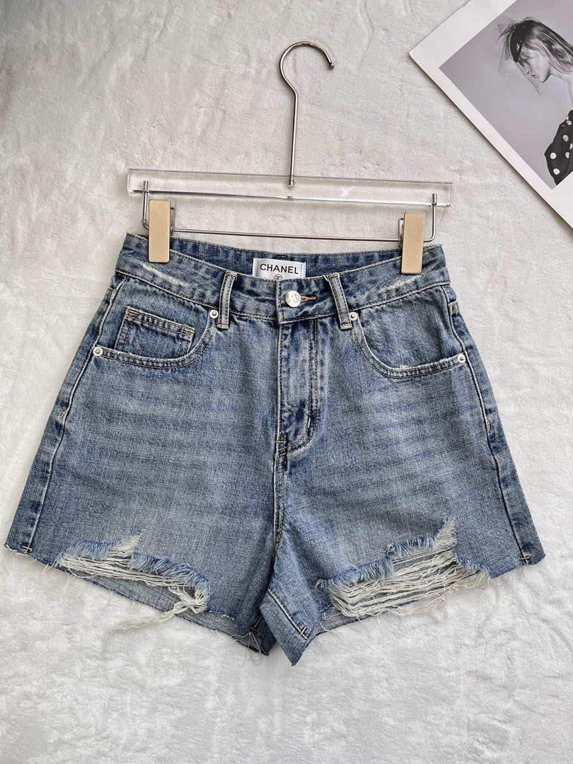 Chanel Women’s Fashion Denim shorts C58805