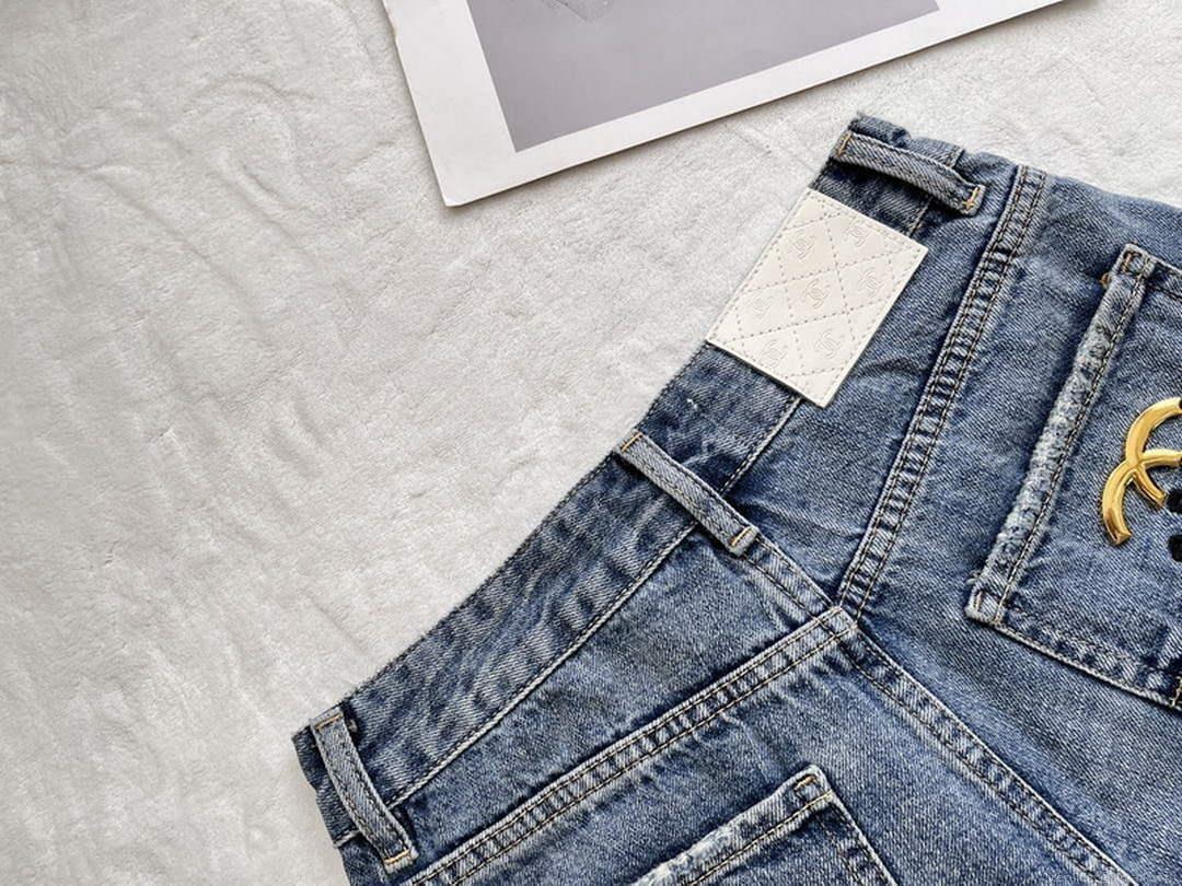 Chanel Women’s Fashion Denim shorts C58805