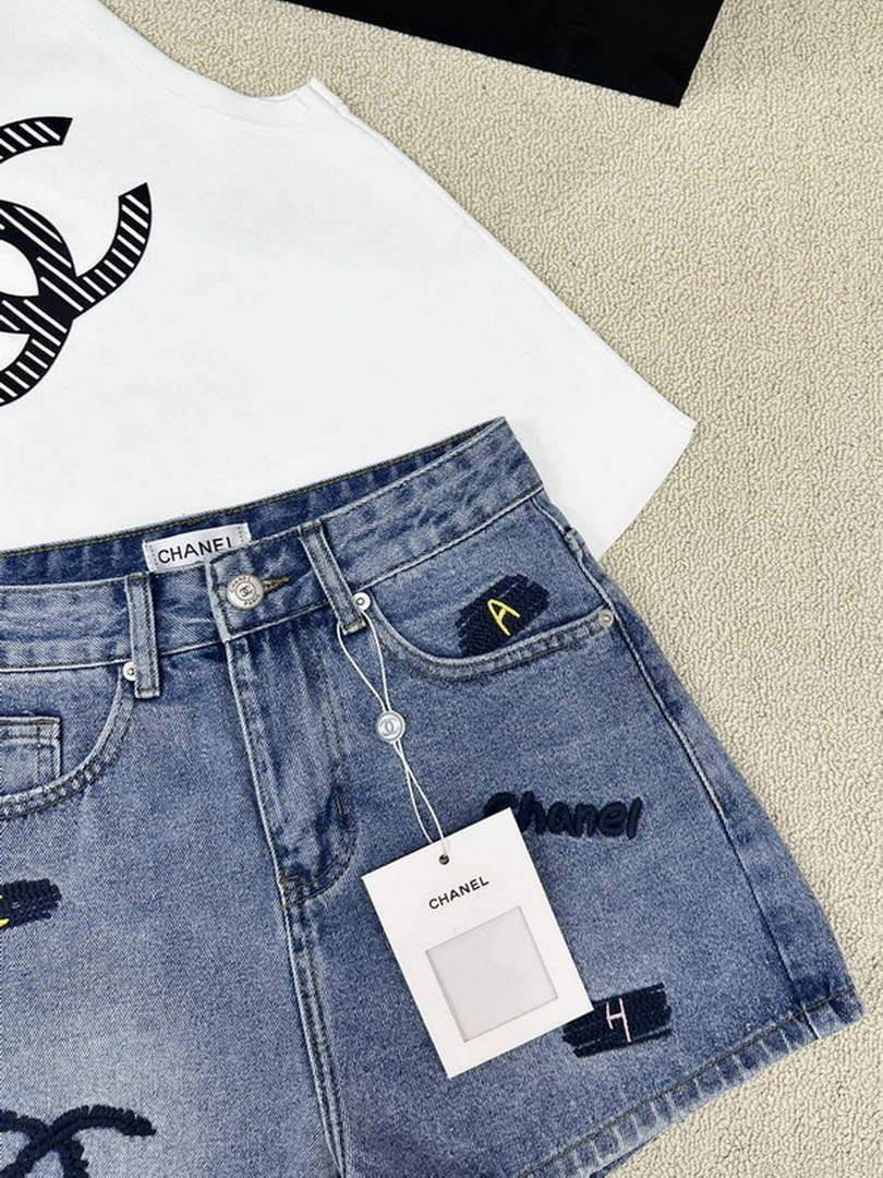 Chanel Women’s Fashion Denim shorts C58806