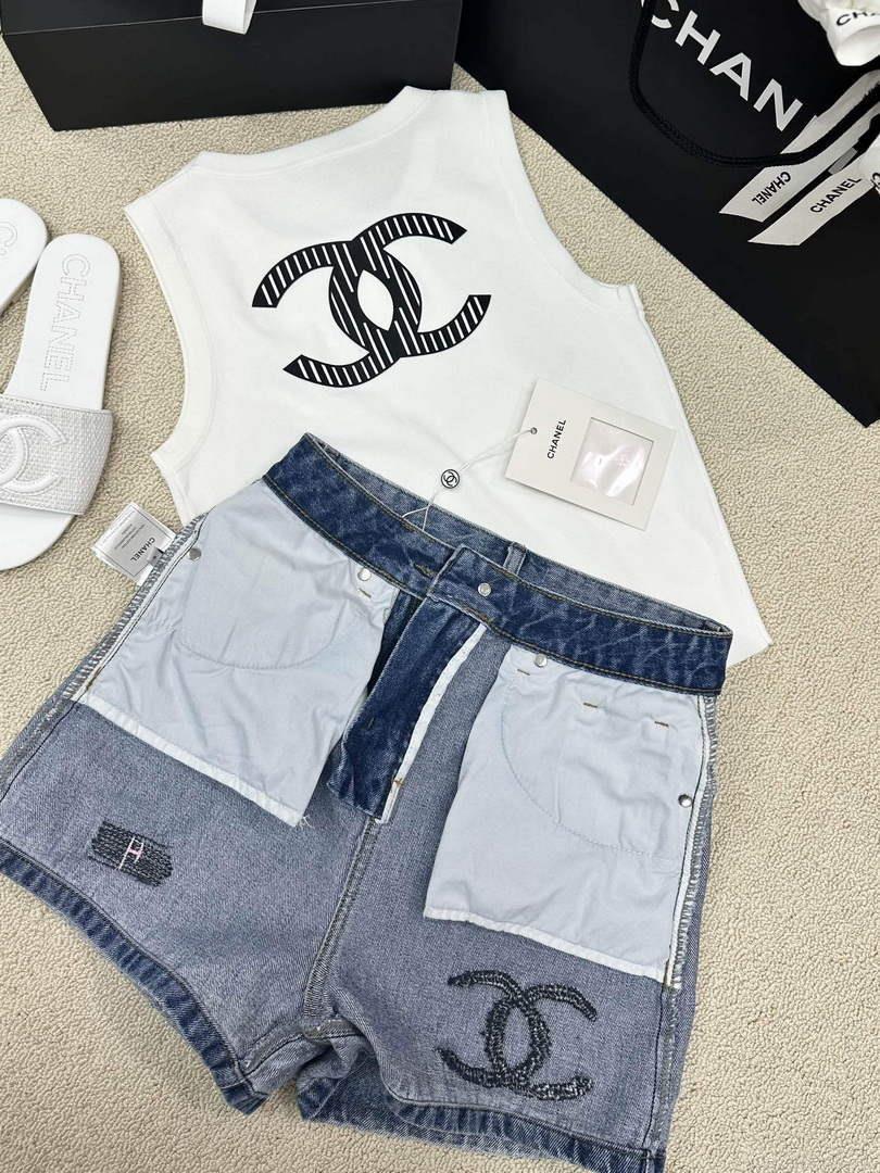 Chanel Women’s Fashion Denim shorts C58806