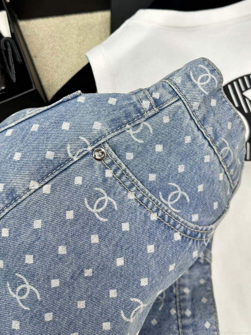 Chanel Women’s Fashion Denim shorts C58807