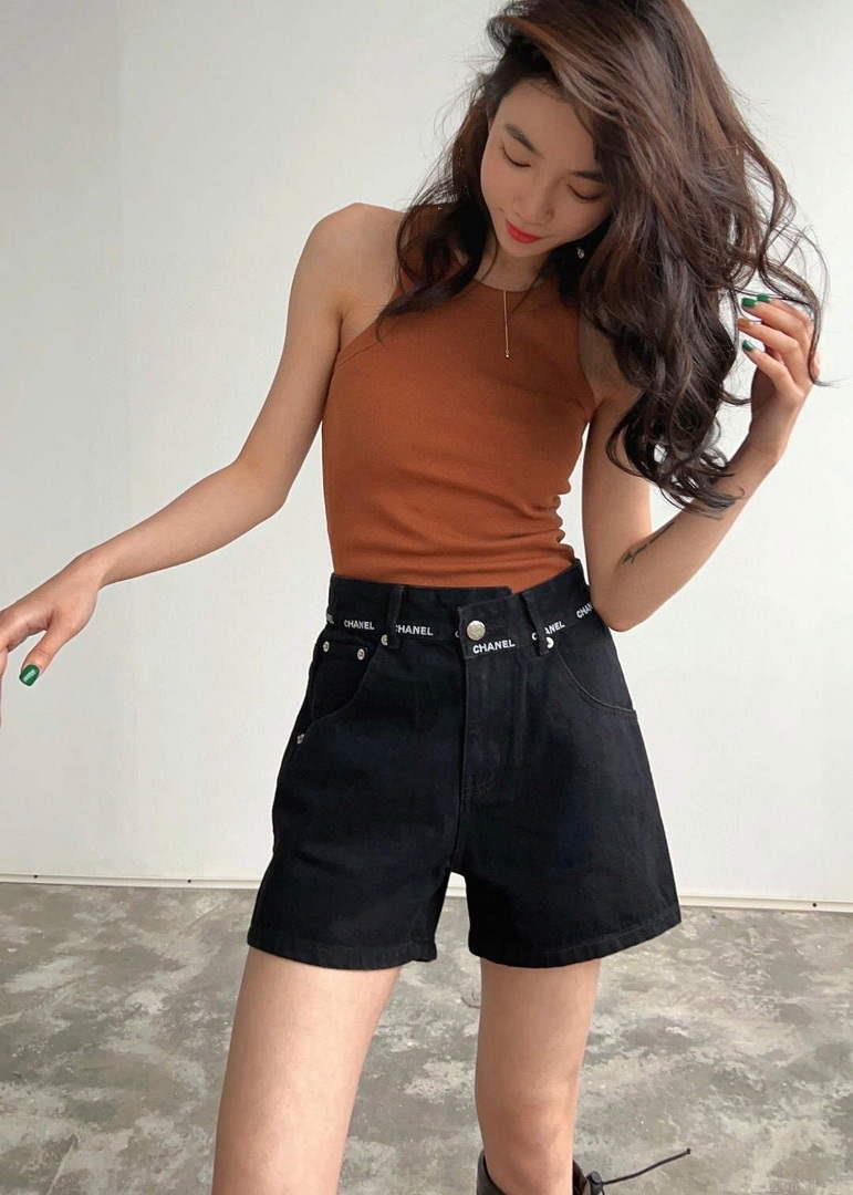Chanel Women’s Fashion Denim shorts C58809