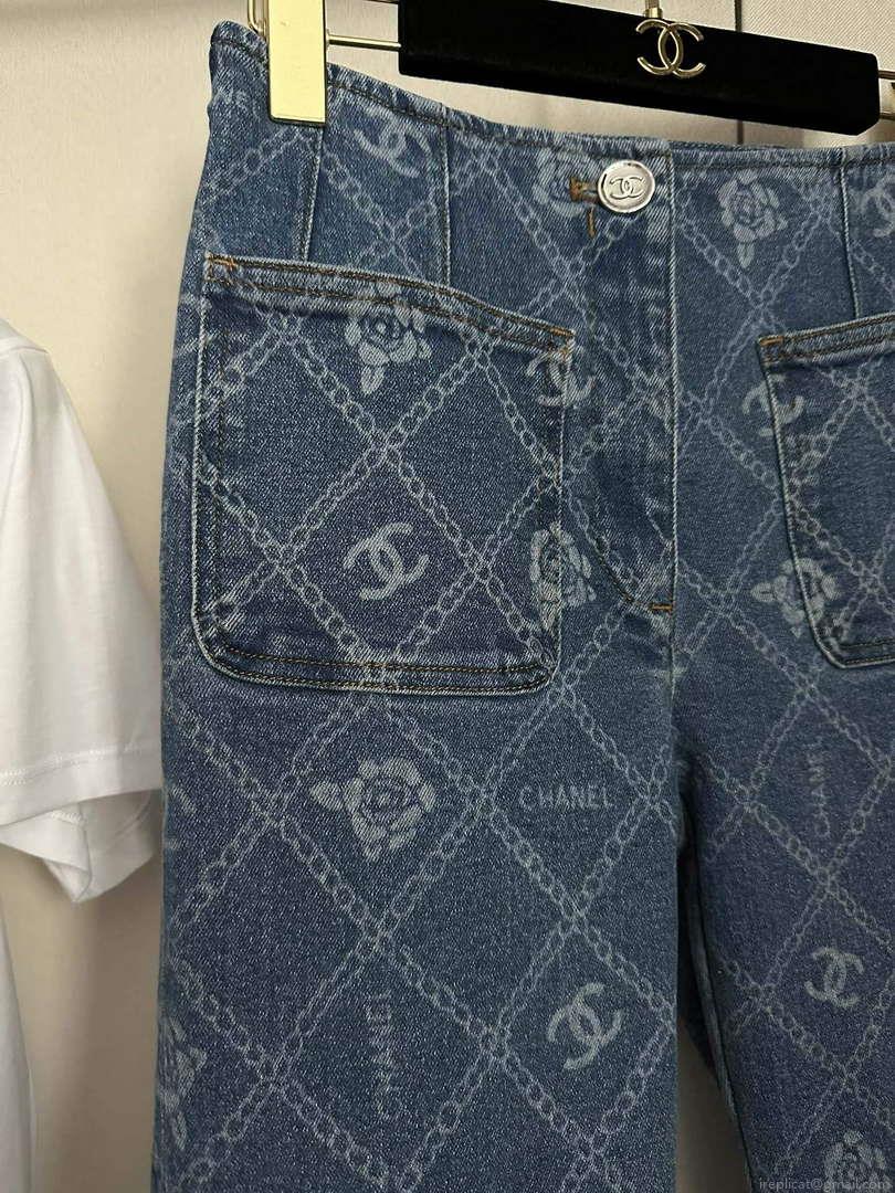 Chanel Women’s Fashion Jeans C58812