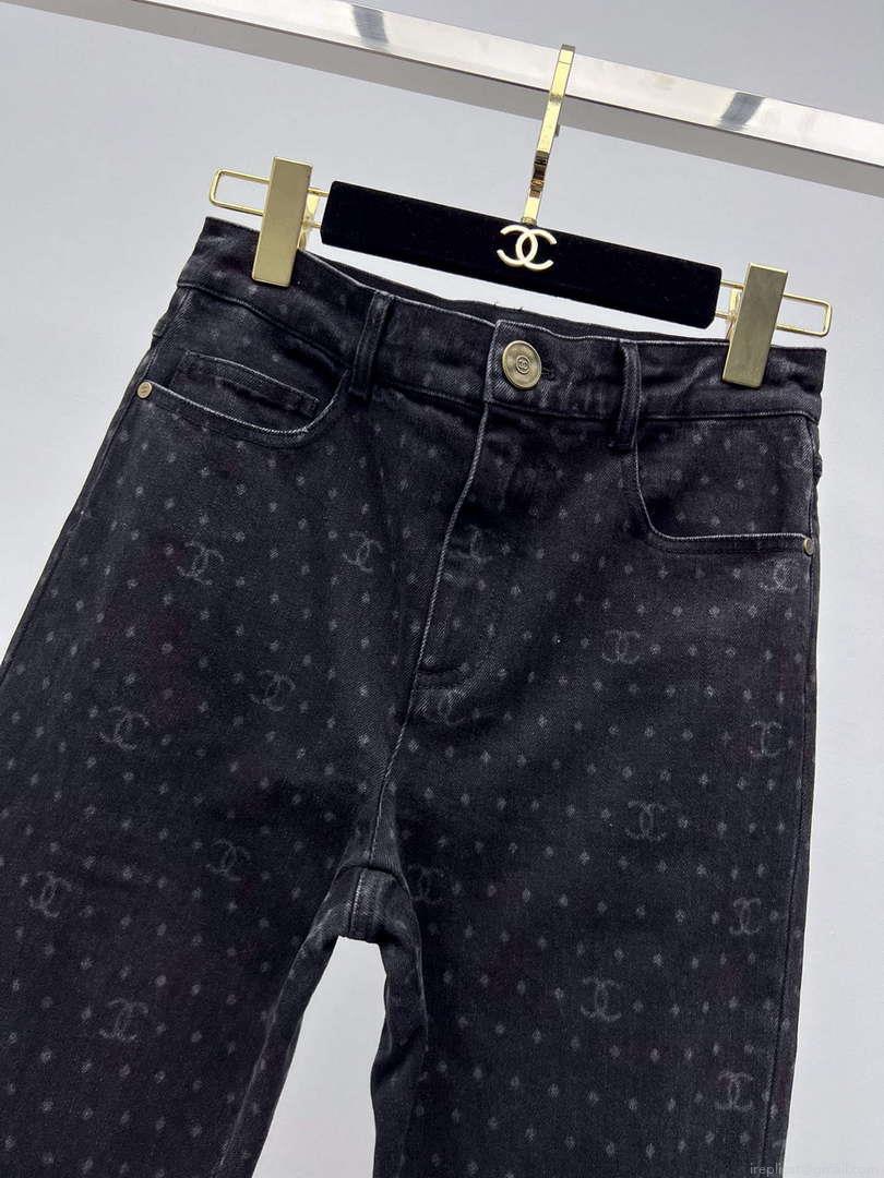 Chanel Women’s Fashion Jeans C58813