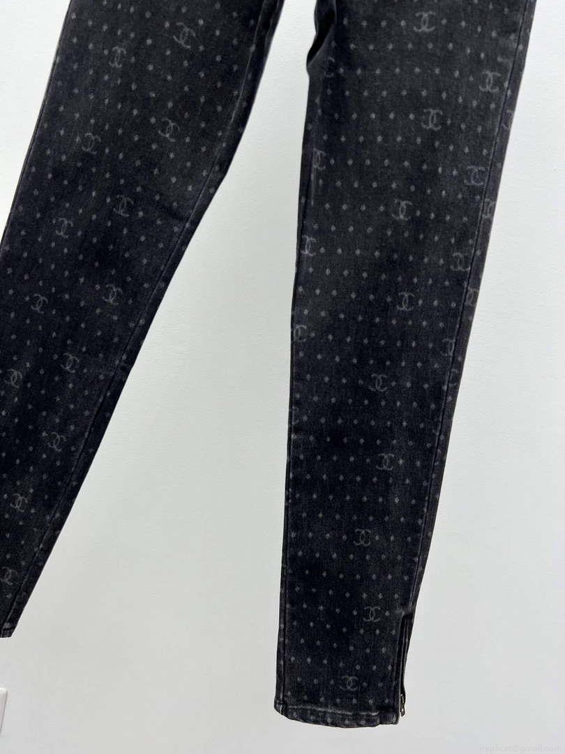 Chanel Women’s Fashion Jeans C58813