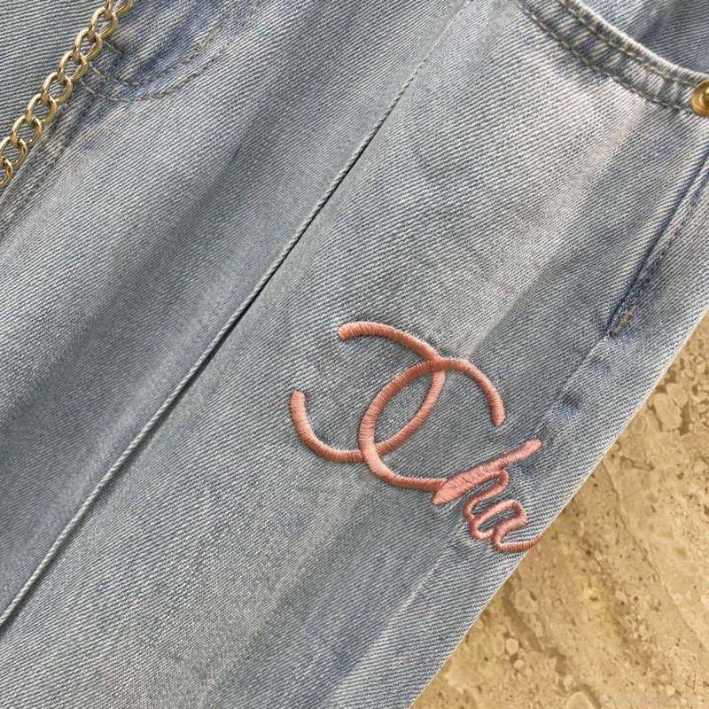 Chanel Women’s Fashion Jeans C58816