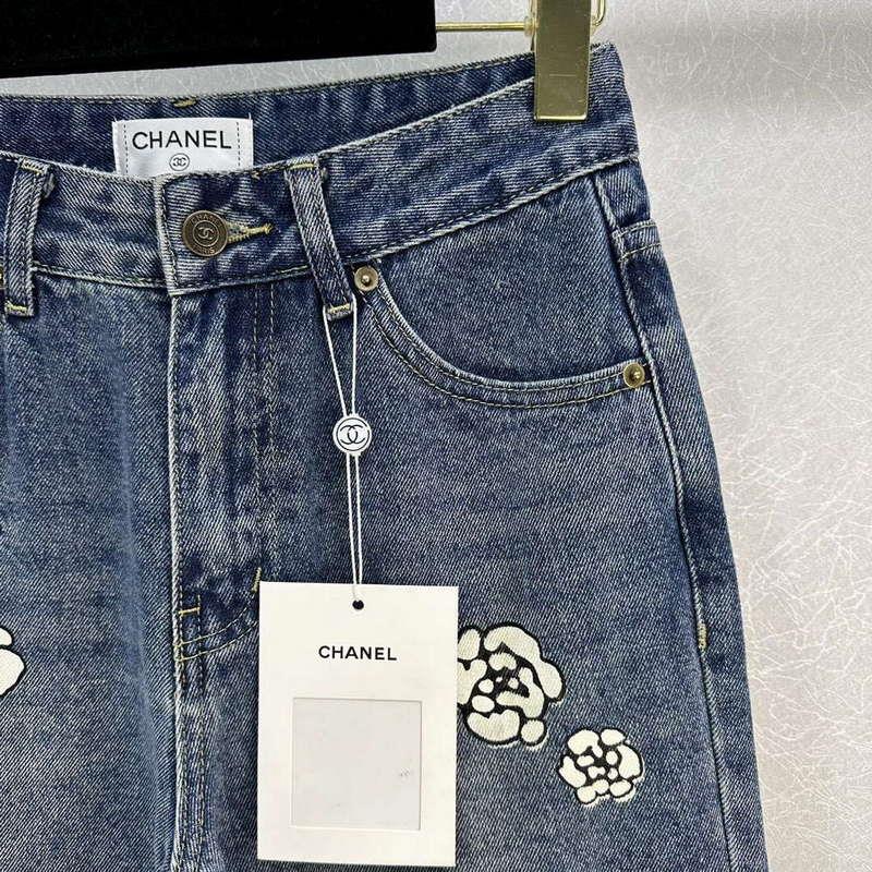 Chanel Women’s Fashion Jeans C58817
