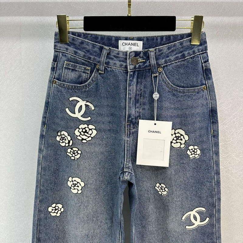 Chanel Women’s Fashion Jeans C58817