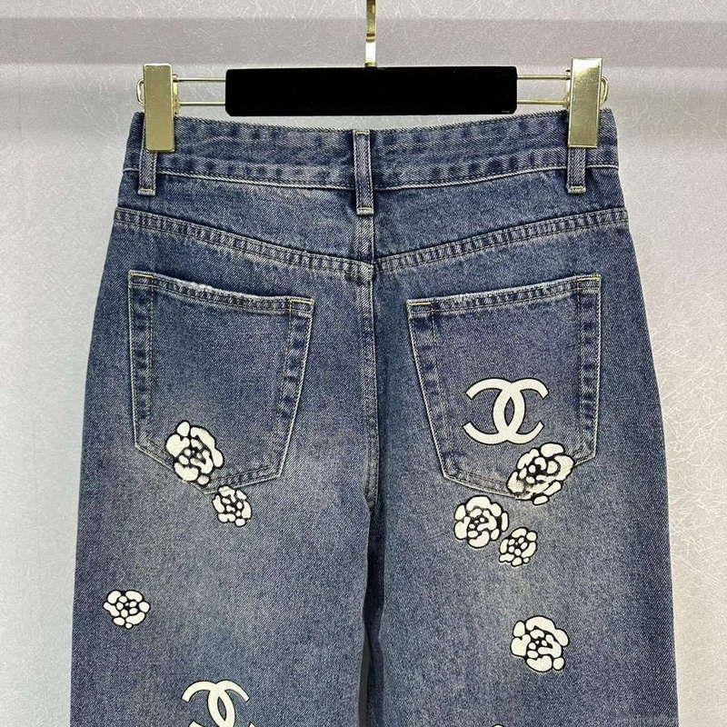 Chanel Women’s Fashion Jeans C58817