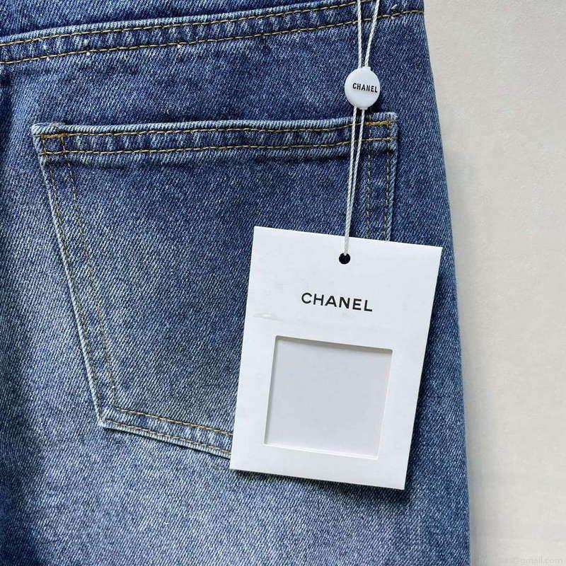 Chanel Women’s Fashion Jeans C58819