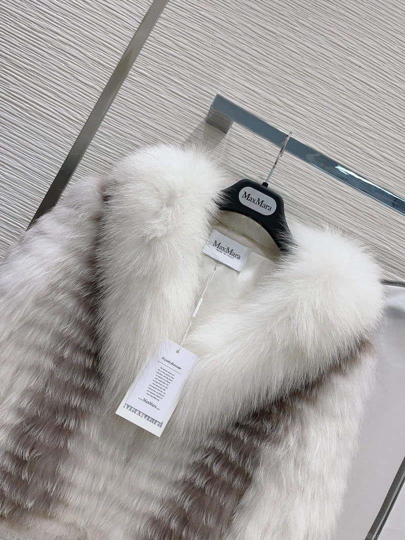 Max Mara Women’s Fashion Clothing Fur Coat M78360