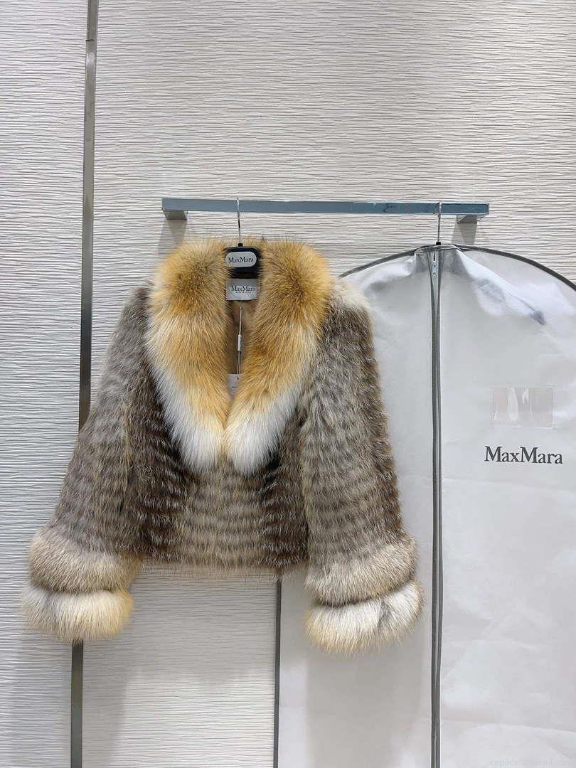 Max Mara Women’s Fashion Clothing Fur Coat M78361