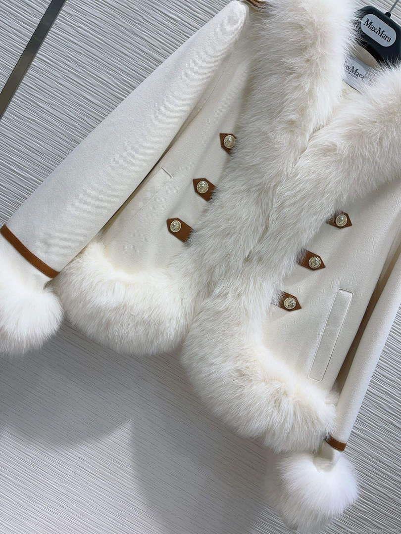 Max Mara Women’s Fashion Clothing Fur Coat M78362