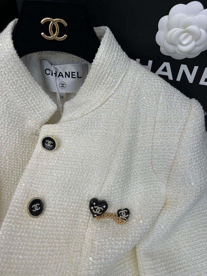 Chanel Women’s Fashion Clothing Coat C58818