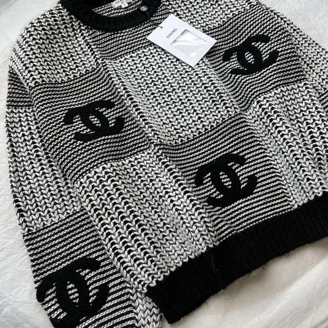 Chanel Women’s Fashion Clothing Knitted Sweaters C58842
